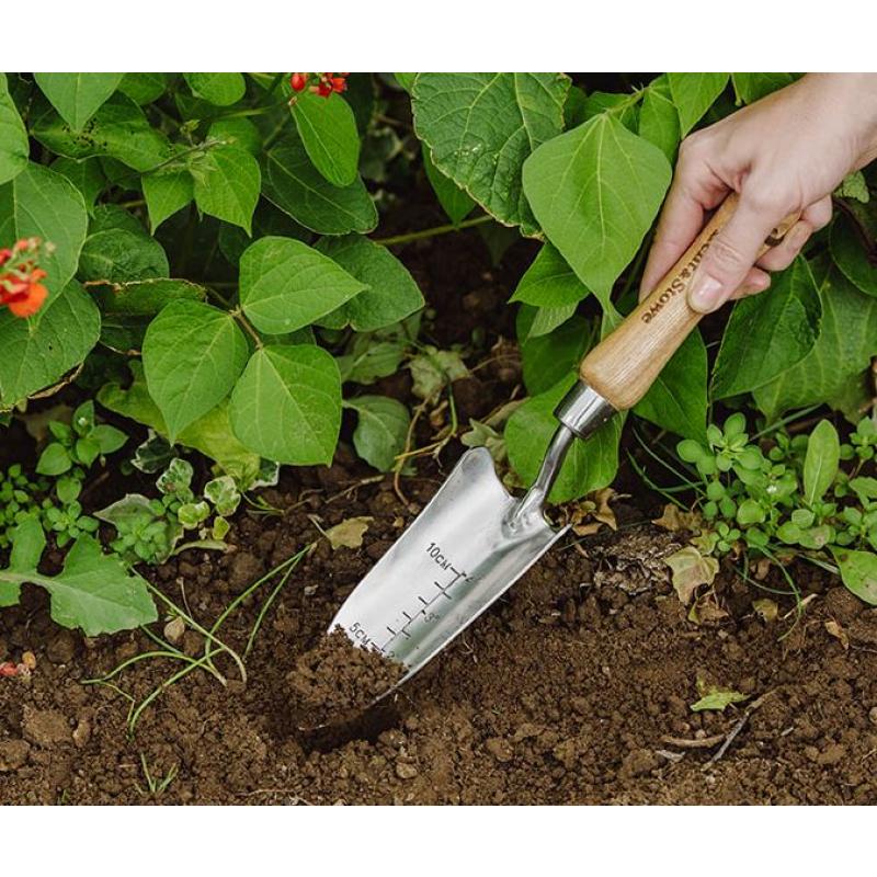 Planteringsspade med mått