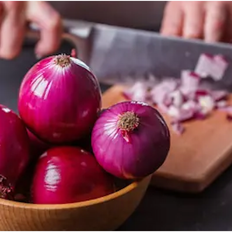 Sättlök, Röd 'Akado'